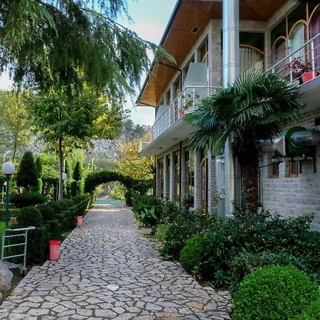 Buna Park Hotel Shkodër エクステリア 写真