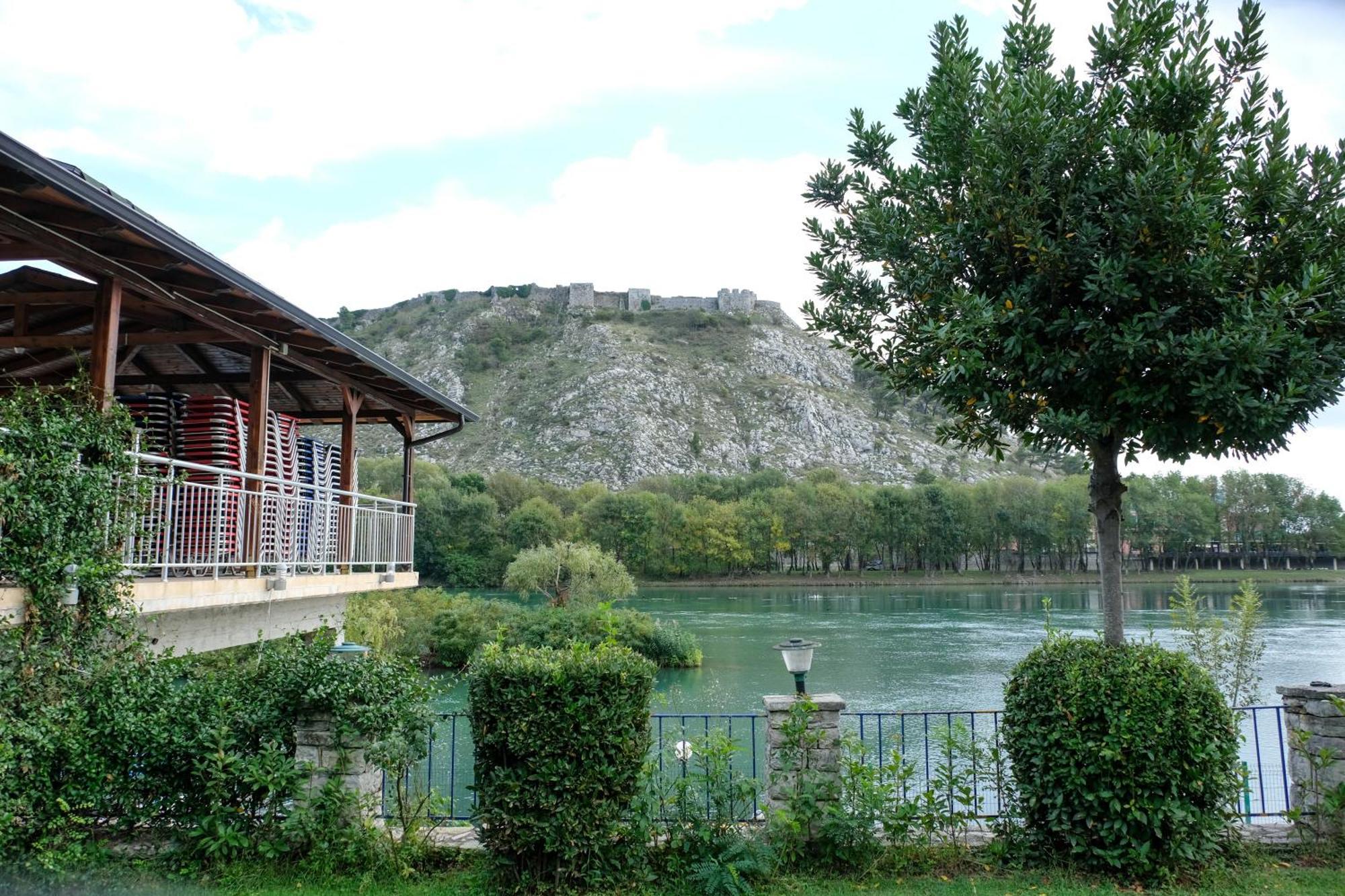 Buna Park Hotel Shkodër エクステリア 写真