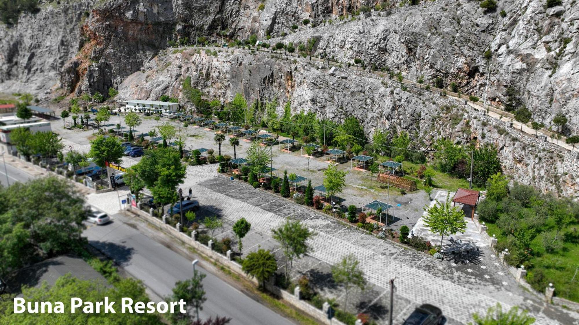 Buna Park Hotel Shkodër エクステリア 写真
