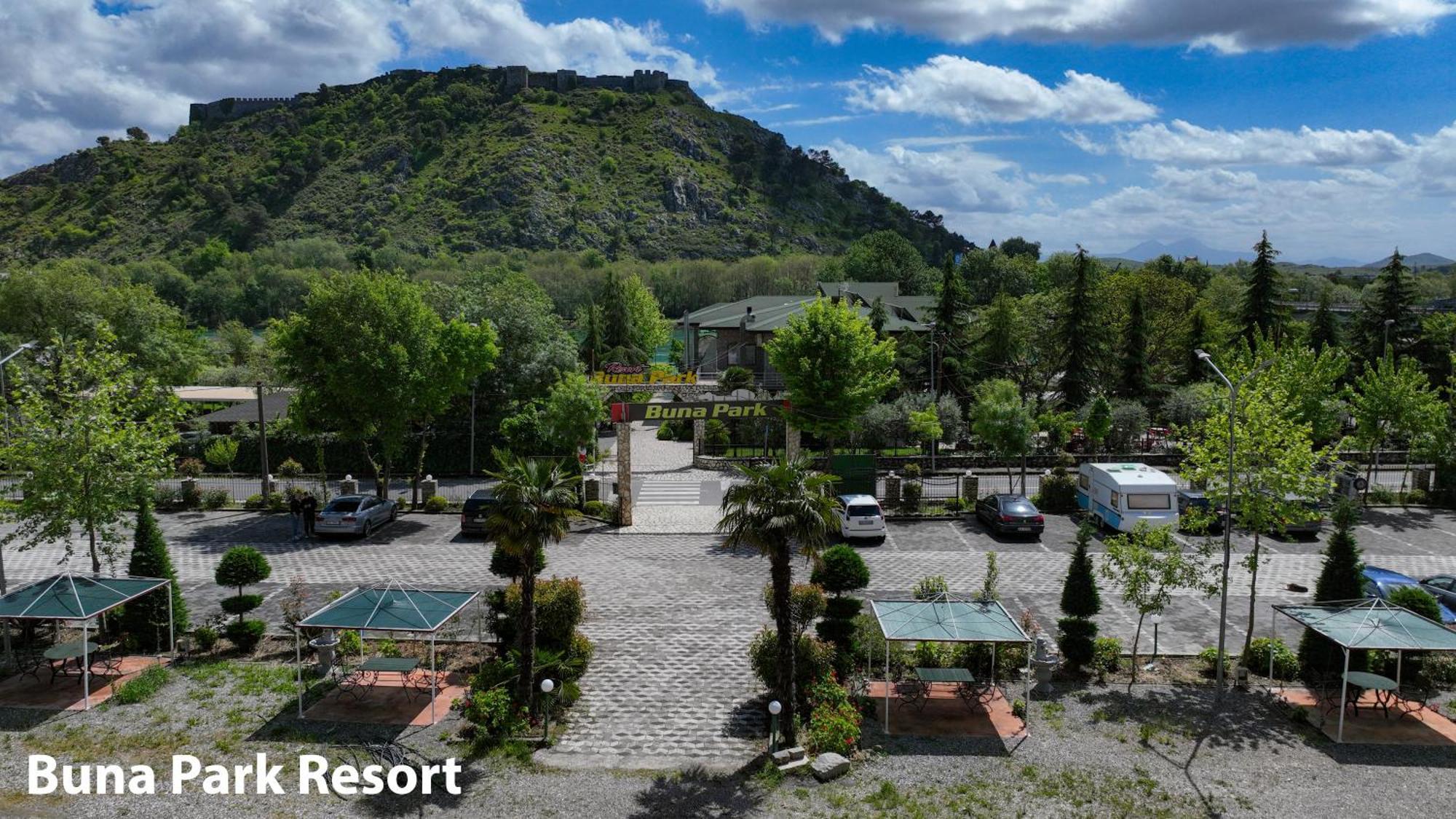 Buna Park Hotel Shkodër エクステリア 写真